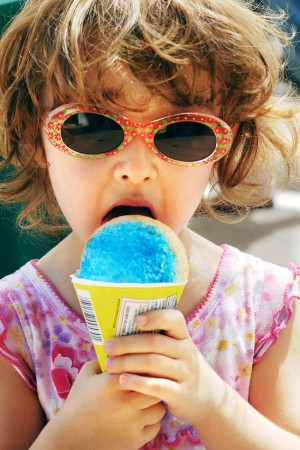 kidwithsnowcone