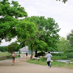 Town_lake_hike_bike